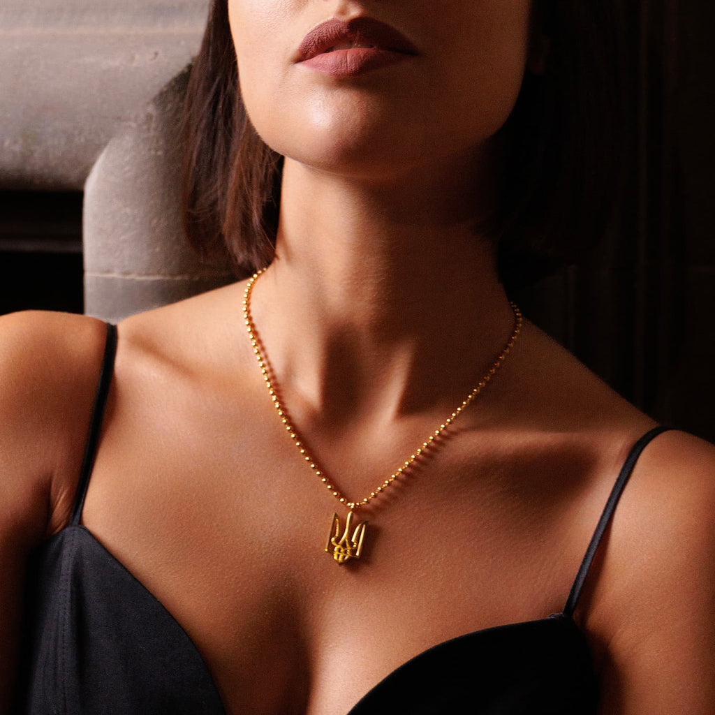Trident Necklace in Gold