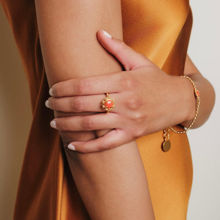 Gemma Ring in Gold with Coral