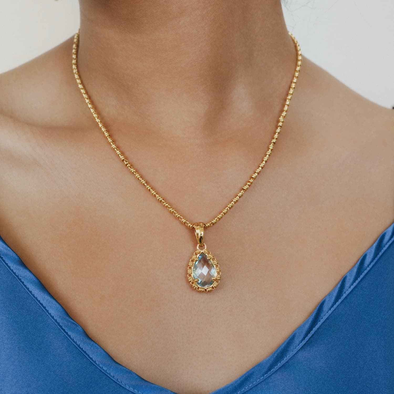 Drop Pendant in Gold with Blue Topaz, Large