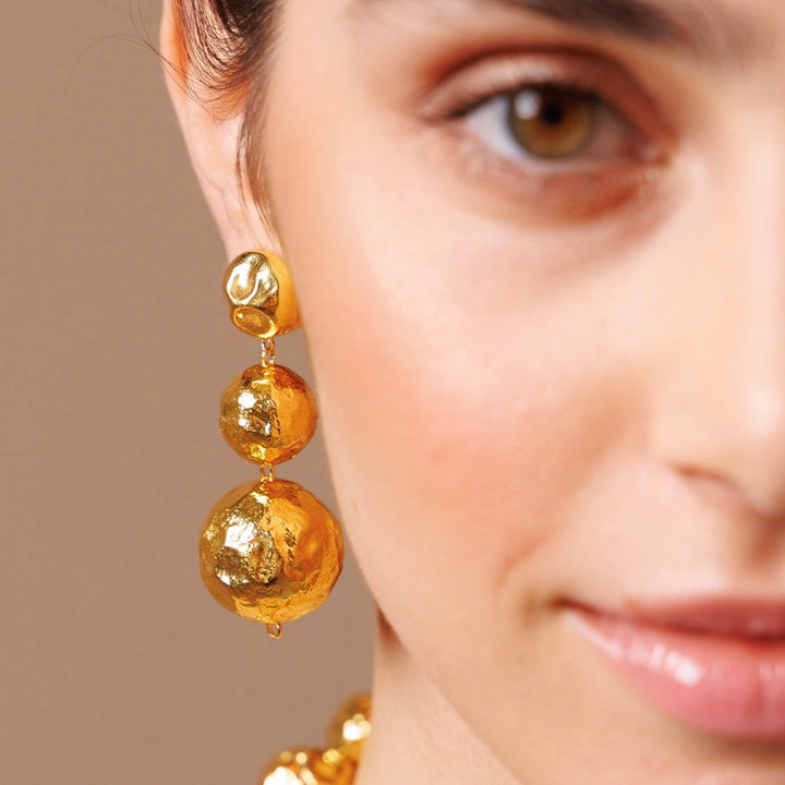 Crush Earrings in Gold