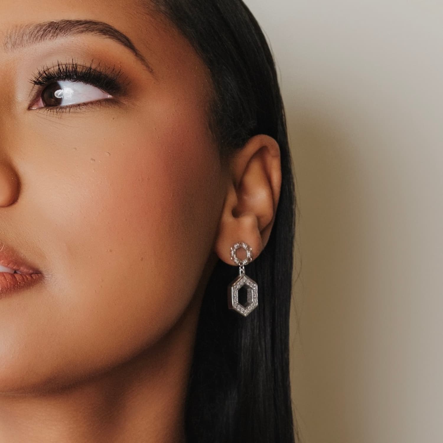 Super Deco Earrings in Silver With Pavé