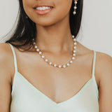 Bella Necklace with Pearls in Gold