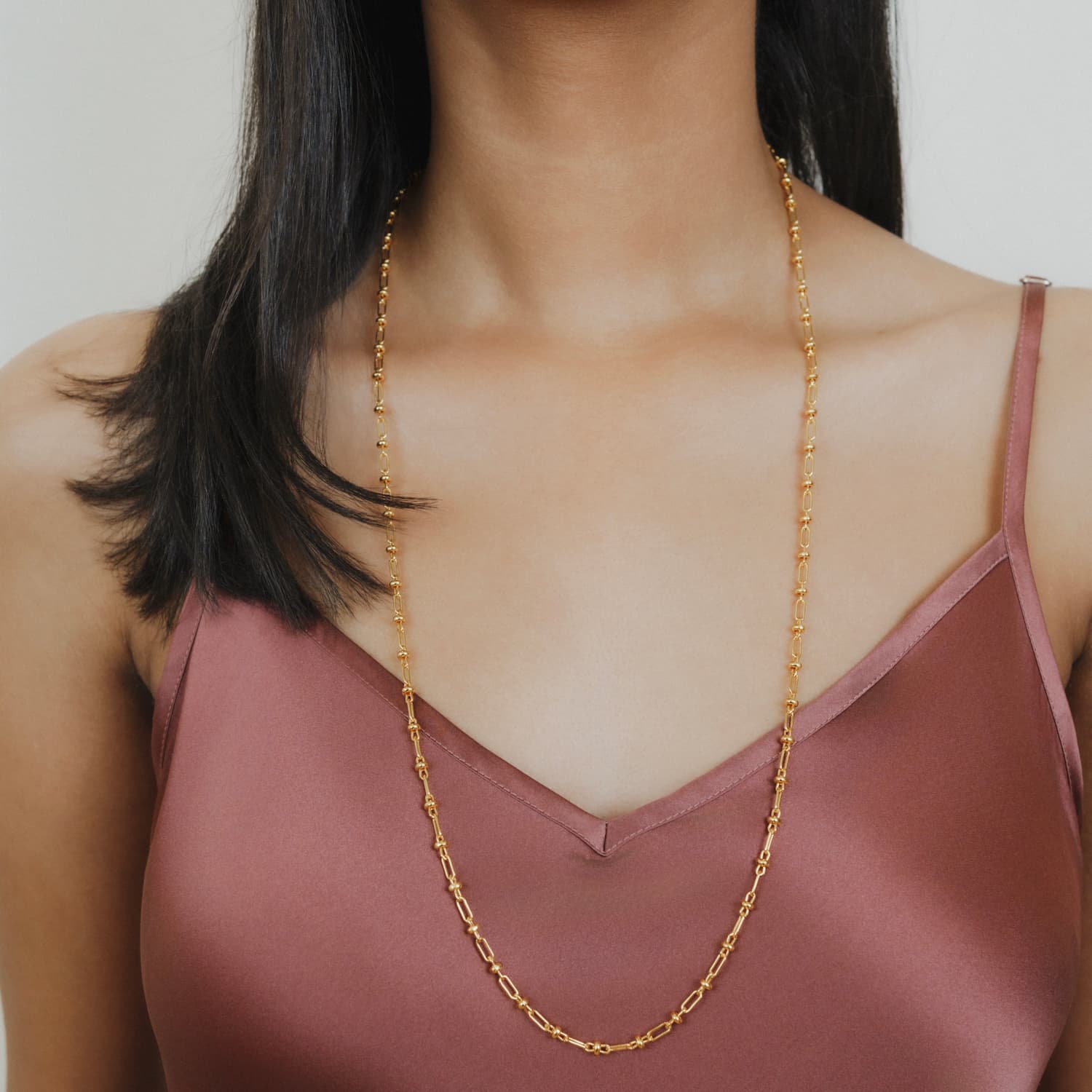 Bella Necklace in Gold