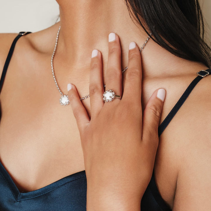 Gemma Ring in Silver with White Agate