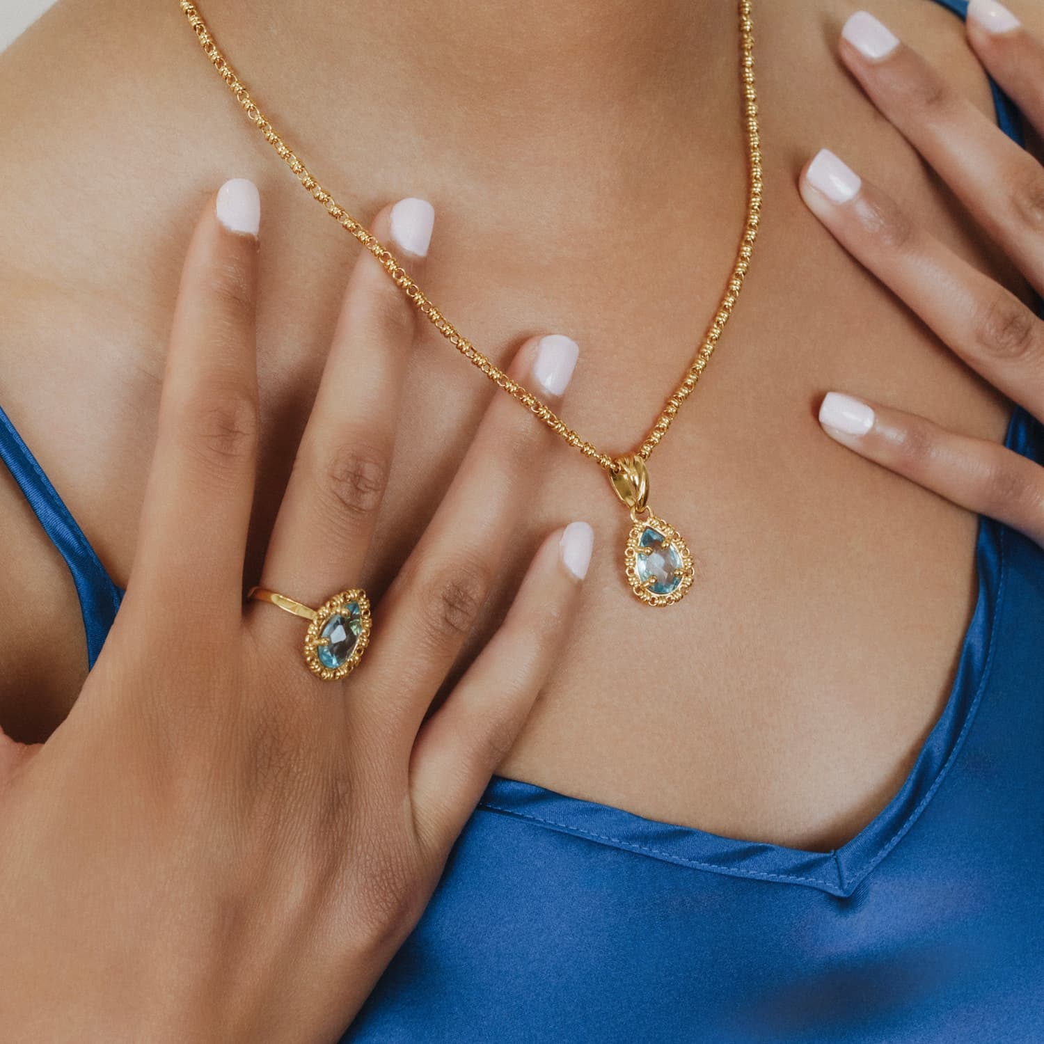 Drop Pendant in Gold with Blue Topaz, Small