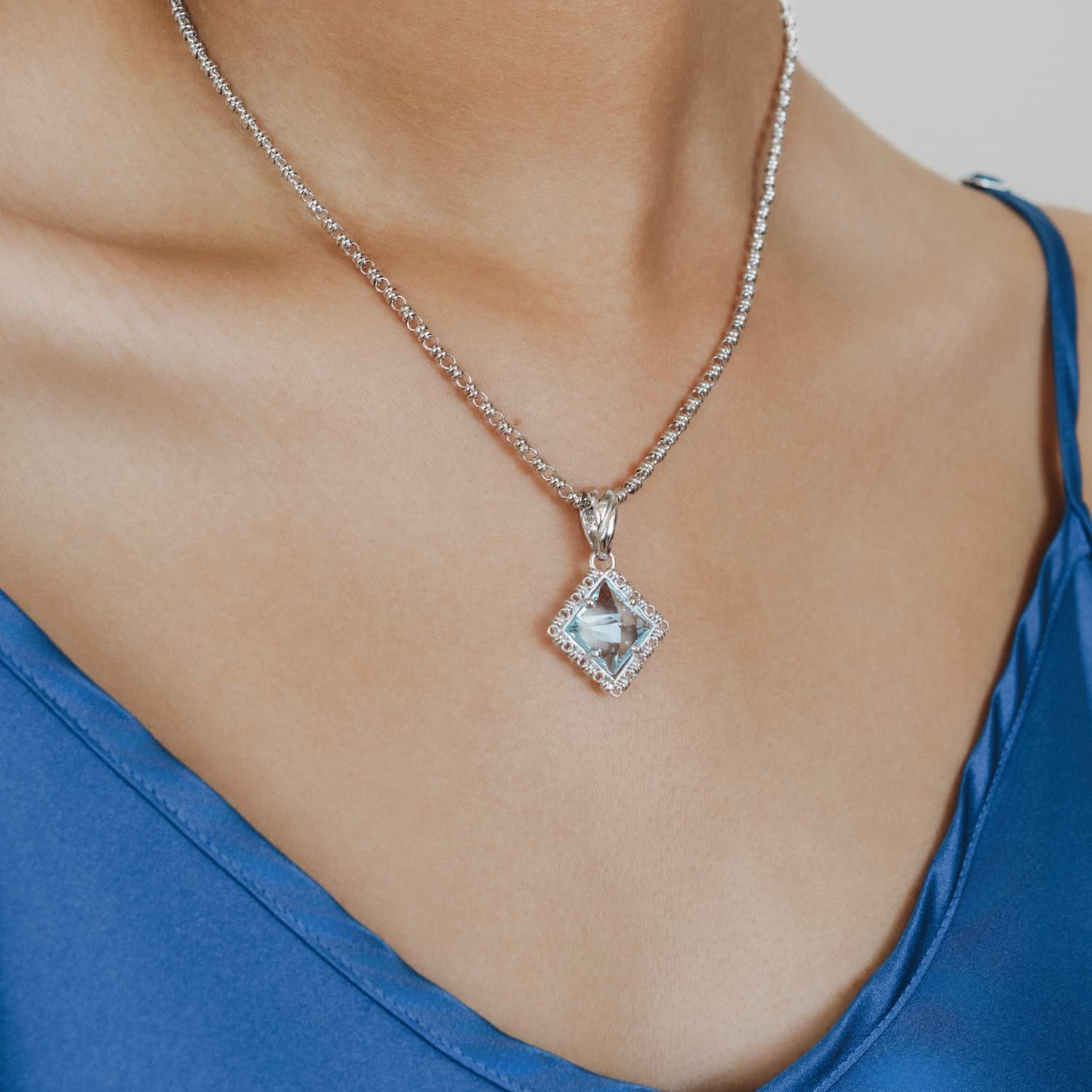 Quadra Pendant in Silver with Blue Topaz