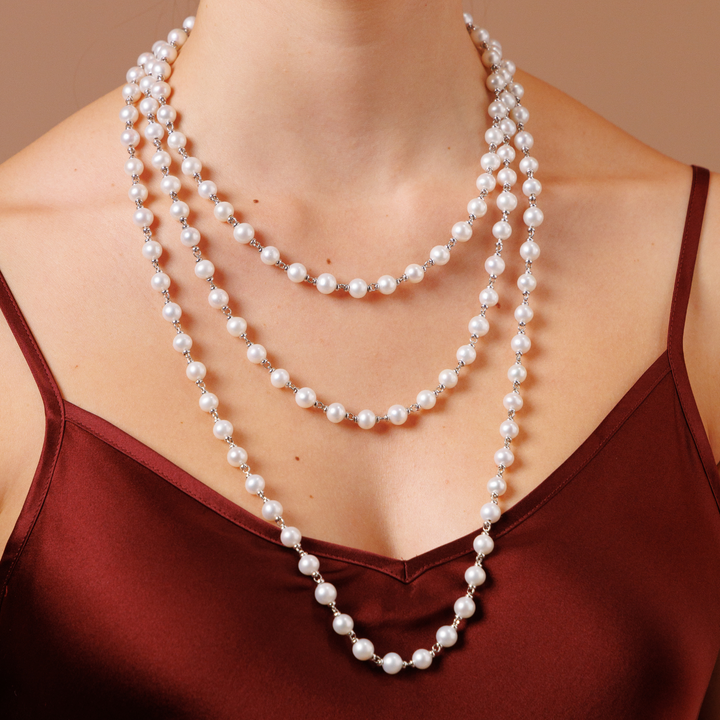 Freshwater Pearls Necklace in Silver