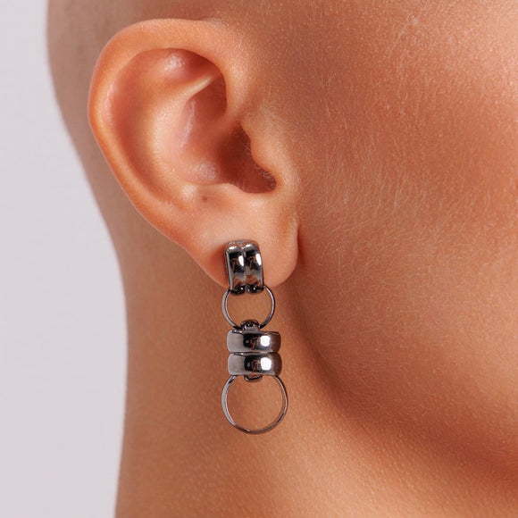 Links 1974 Earrings in Black