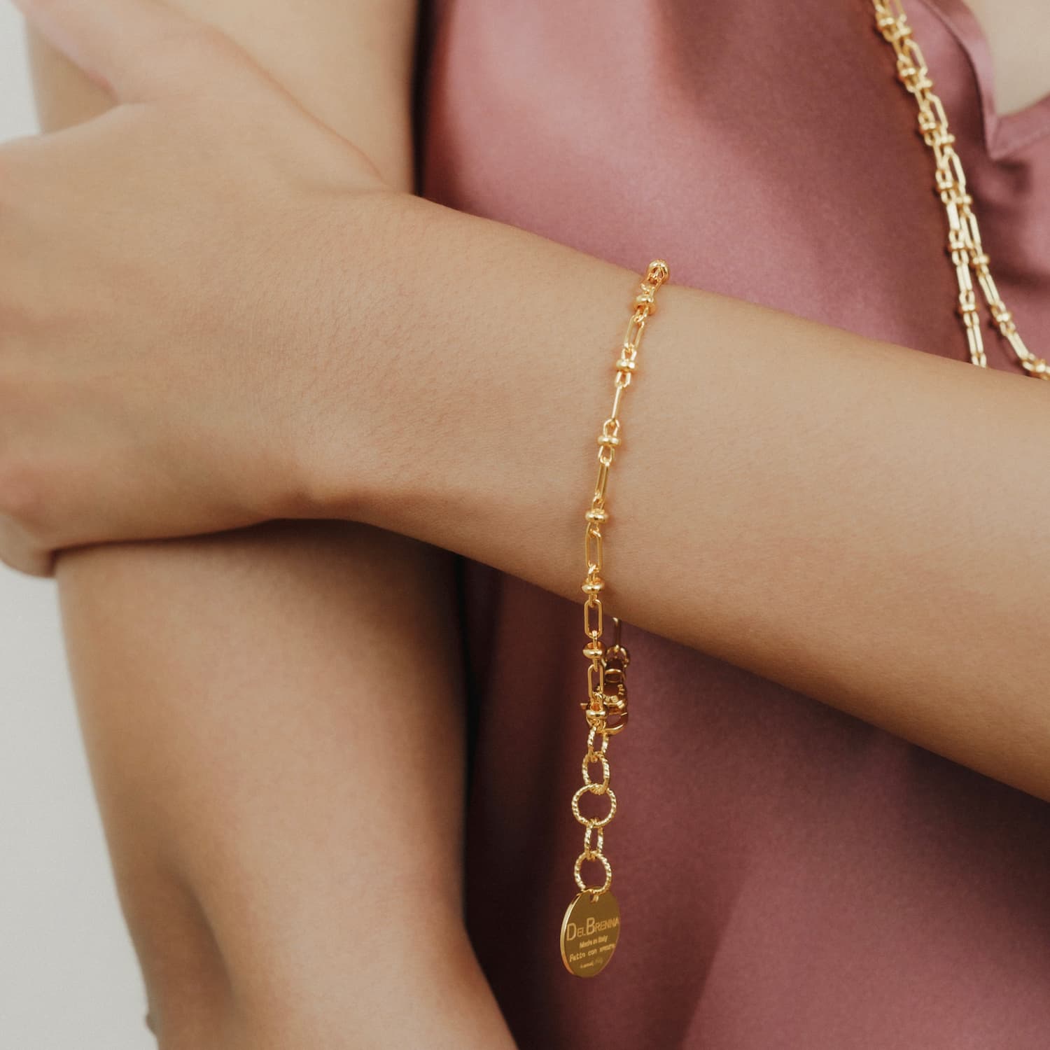 Bella Bracelet in Gold
