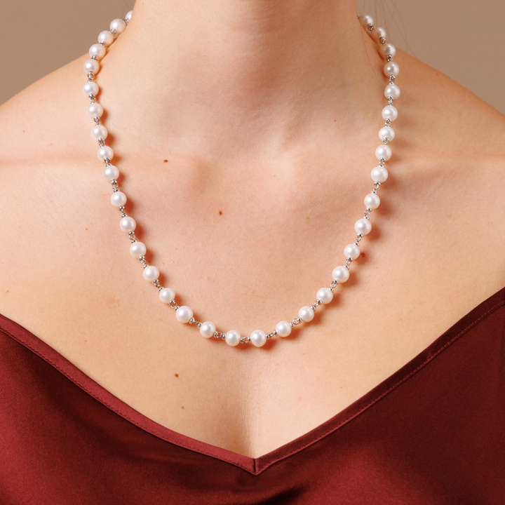 Freshwater Pearls Necklace in Silver