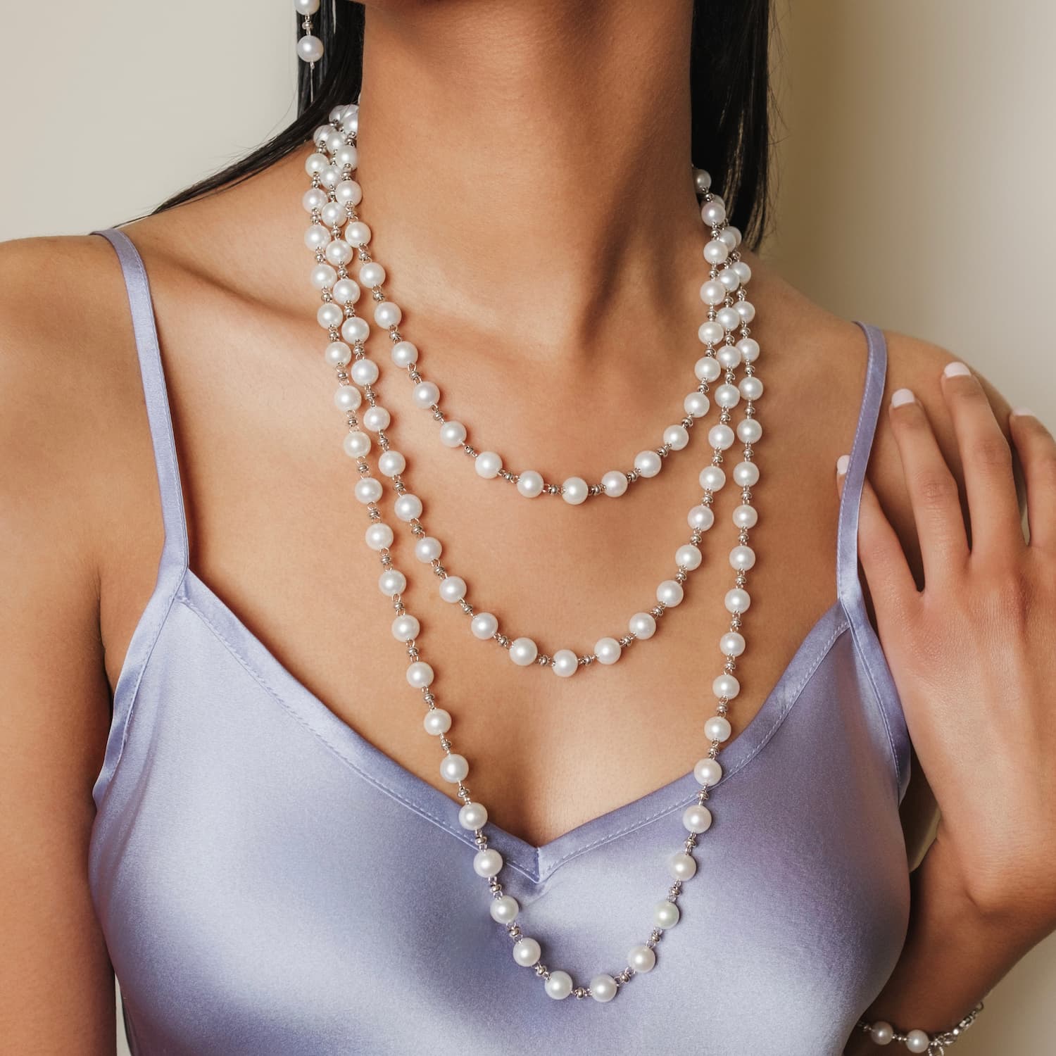 Bella Necklace with Pearls in Silver