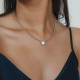 Gemma Necklace in Silver with White Agate