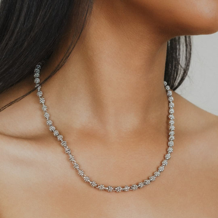 Links Caviar Necklace in Silver