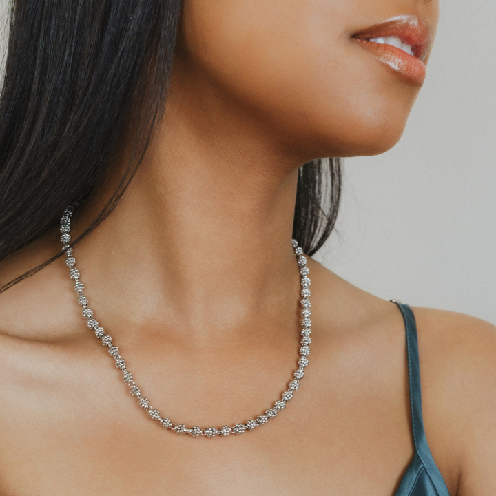 Links Caviar Necklace in Silver