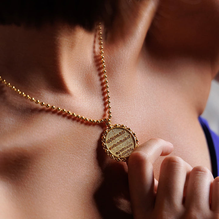 Trident Circle Necklace in Gold