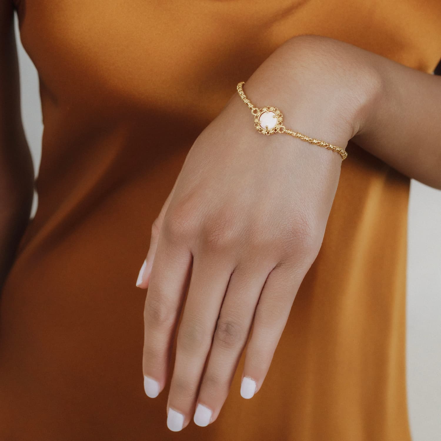 Gemma Bracelet in Gold with Pink Coral