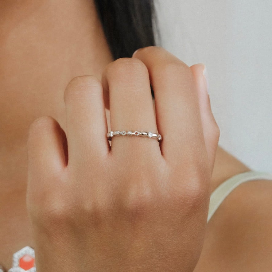 Whisper Ring in 14k White Gold with Diamond Stations