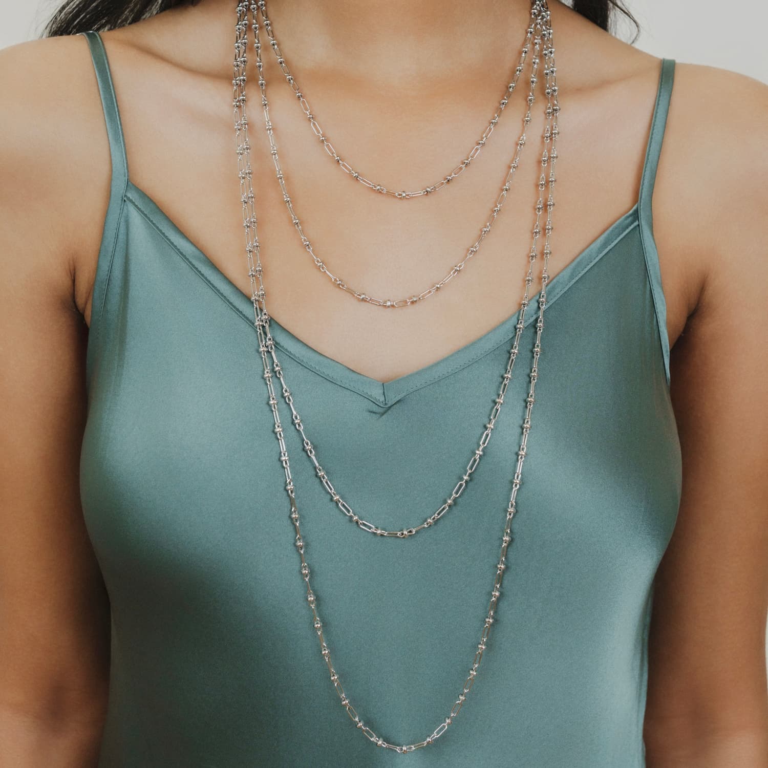 Bella Necklace in Silver