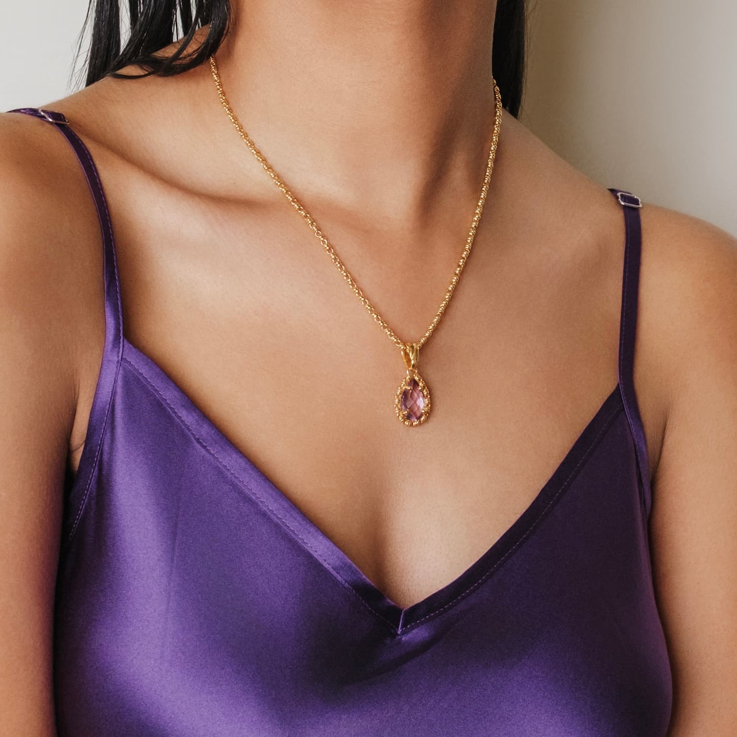 Drop Pendant in Gold with Amethyst, Small