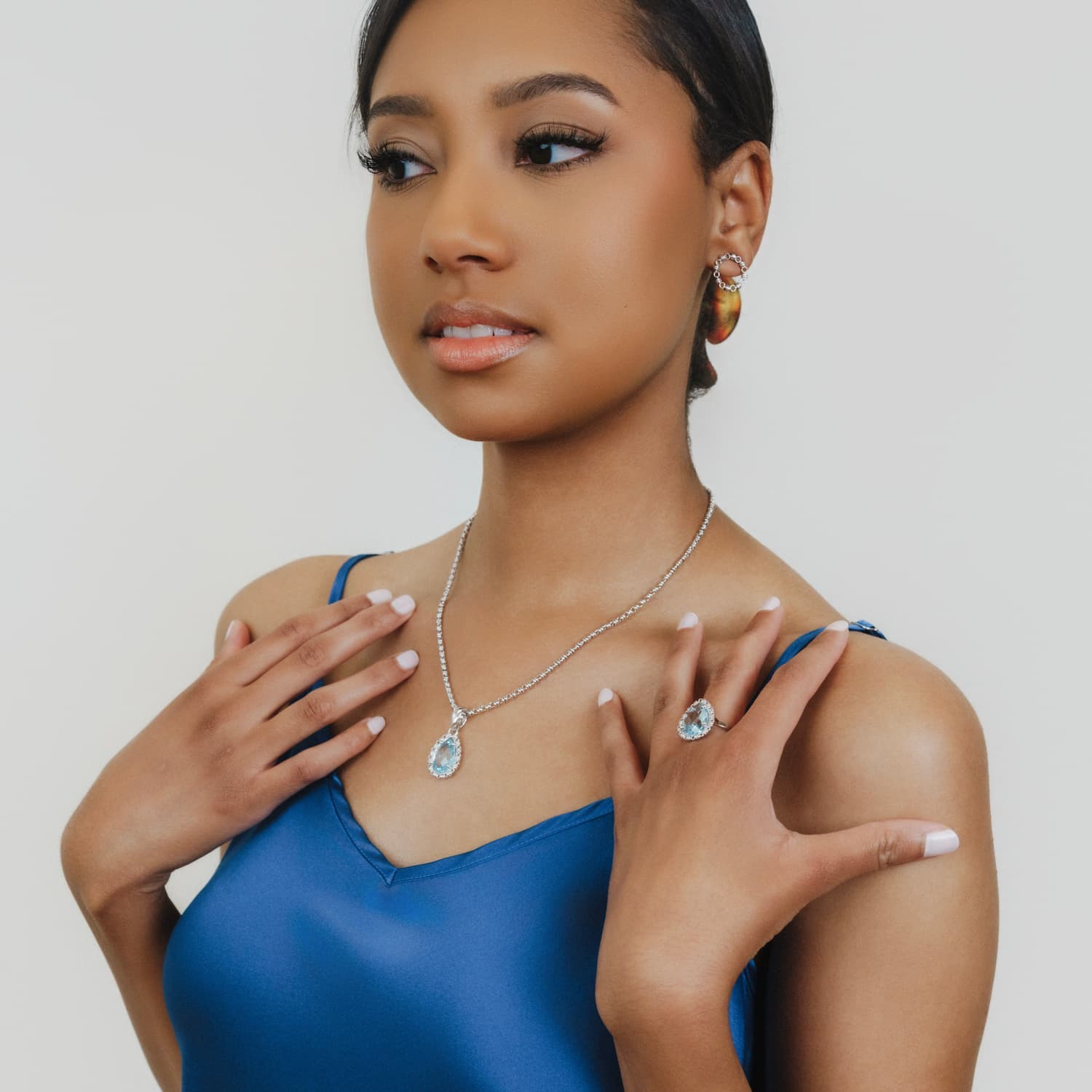 Drop Pendant in Silver with Blue Topaz, Small