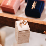 Knot Ring in 18k Yellow Gold with Diamonds