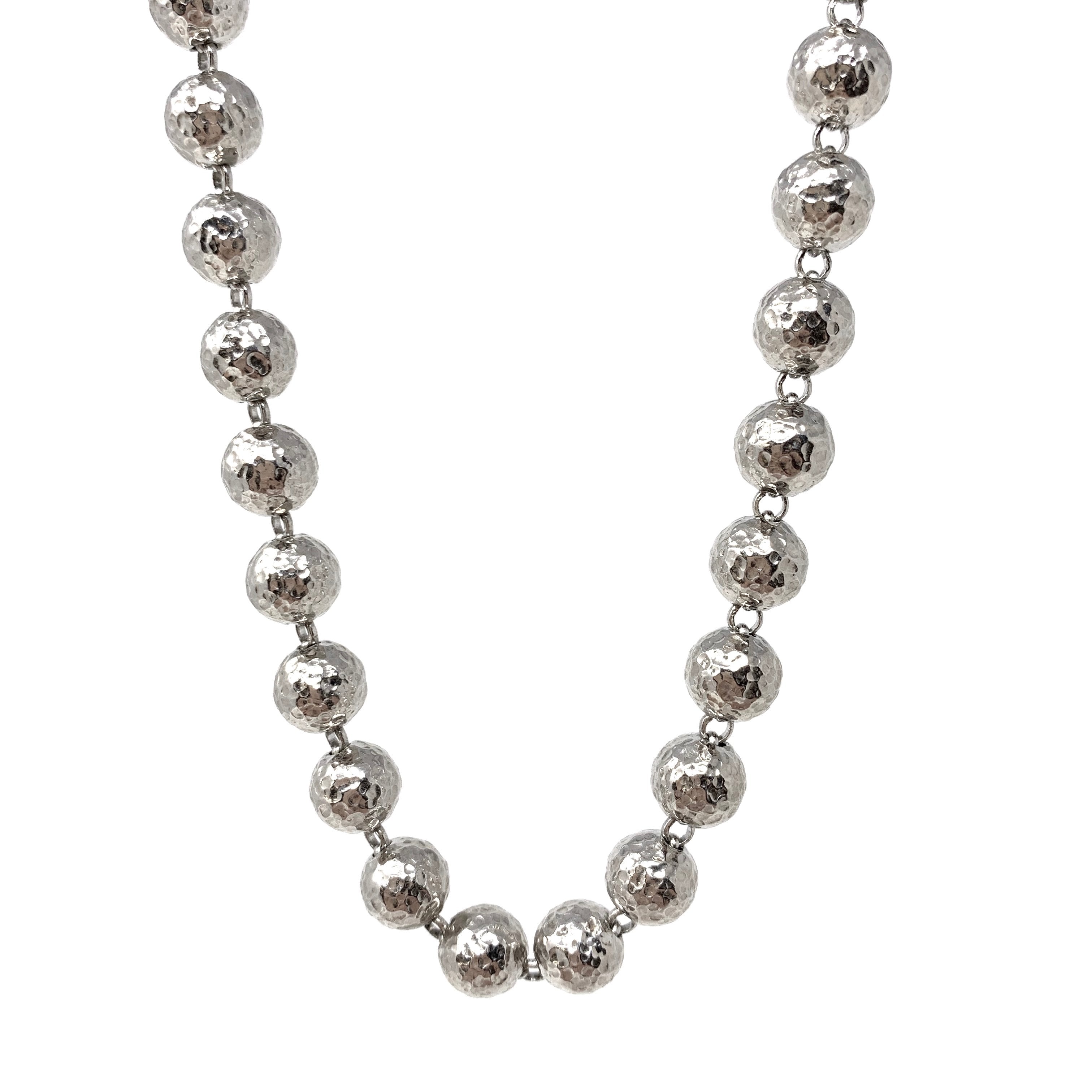 Hammered Beads Necklace in Silver