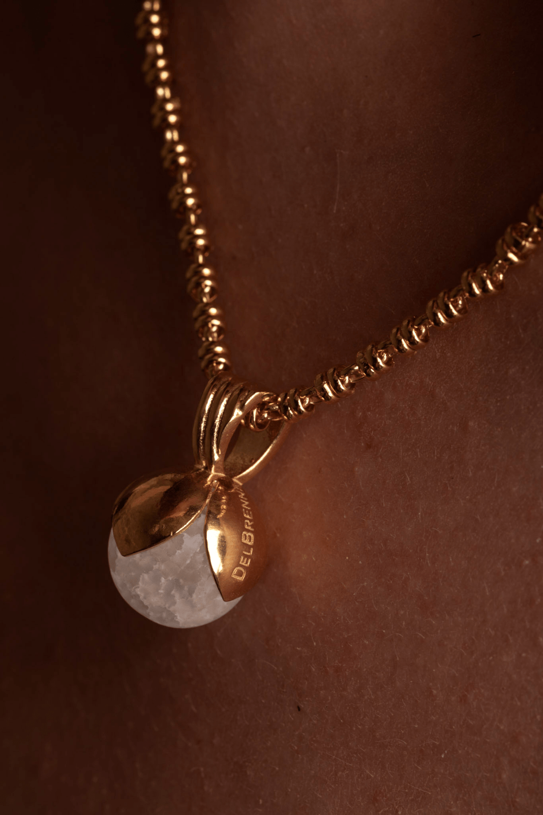 Magnolia Pendant in Gold with Crackle White Agate