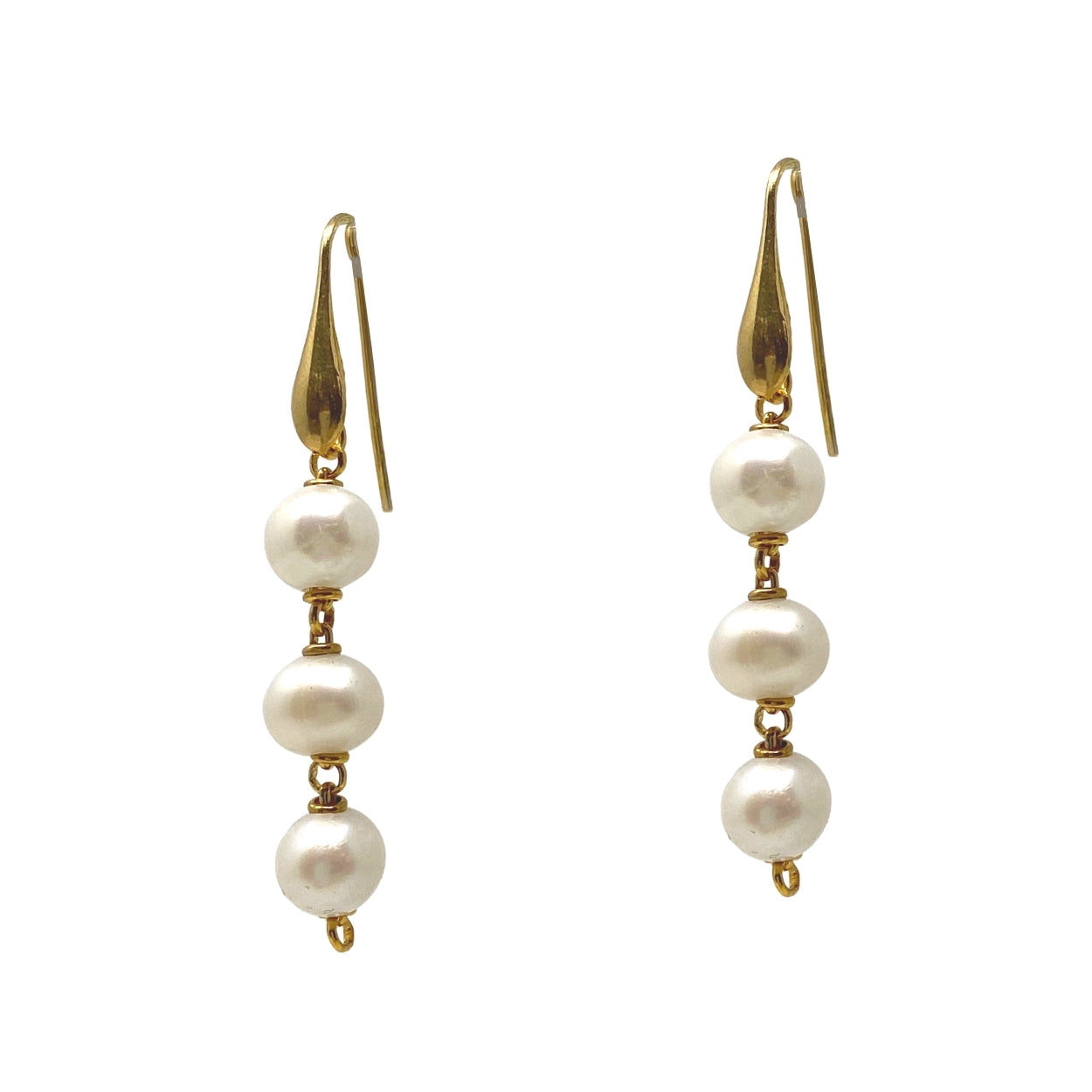 Freshwater Pearls Earrings in Gold