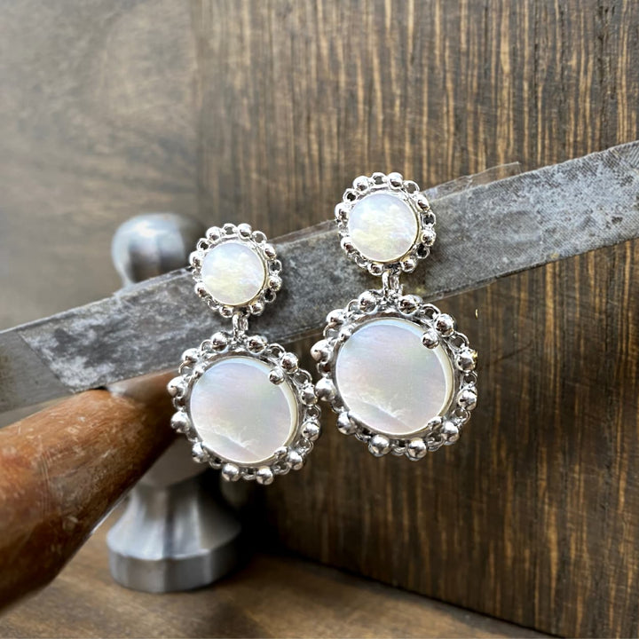 Statement Piazza Stud Earrings in Silver with Mother of Pearl