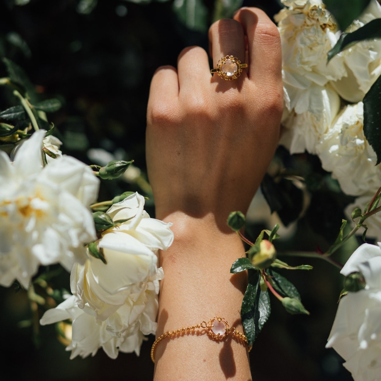 Mini Filary Bracelet in Gold with Rose Quartz