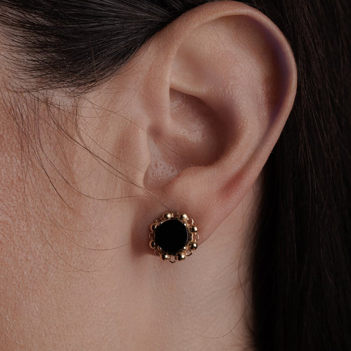 Petite Piazza Stud Earrings in Gold with Onyx