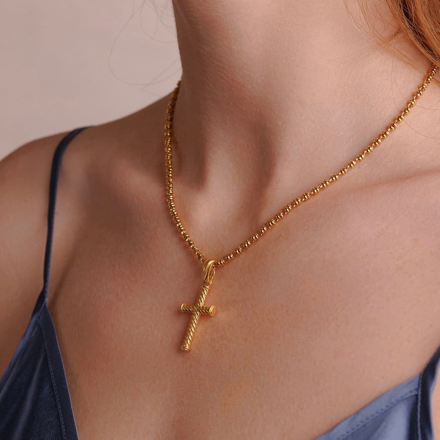 Lonestar Cross Pendant in Gold, Small