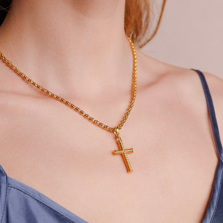 Lonestar Cross Pendant in Gold, Small